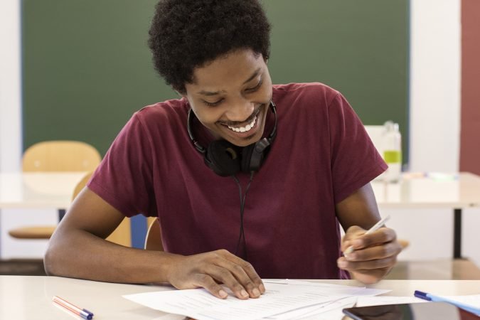 Test-de-niveau-anglais-en-ligne---Kennis-Language-Center-Cameroun